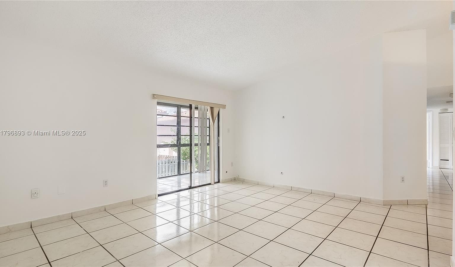 20680 NE 4th Ct APT 206 Miami, FL 33179 - Thumbnail 5