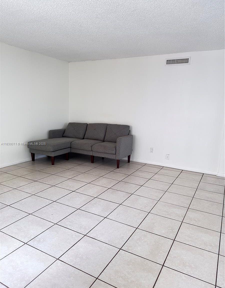6900 SW 39th St APT 208J Fort Lauderdale, FL 33314 - Thumbnail 5