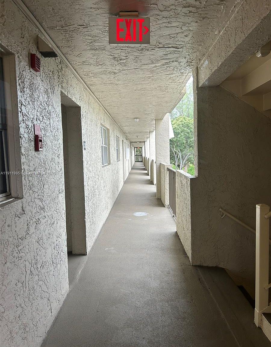 6200 NW 44th St APT 312 Fort Lauderdale, FL 33319 - Thumbnail 5