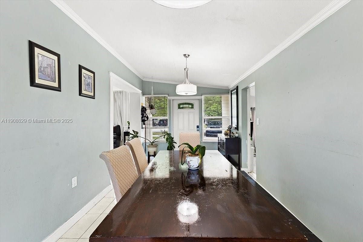 3911 SW 32nd Ave West Park, FL 33023 - Thumbnail 5