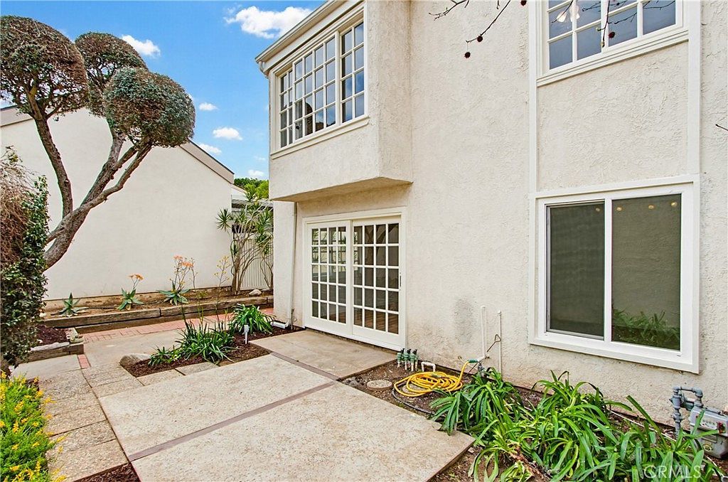 48 Willow Tree Ln Irvine, CA 92612 - Thumbnail 5