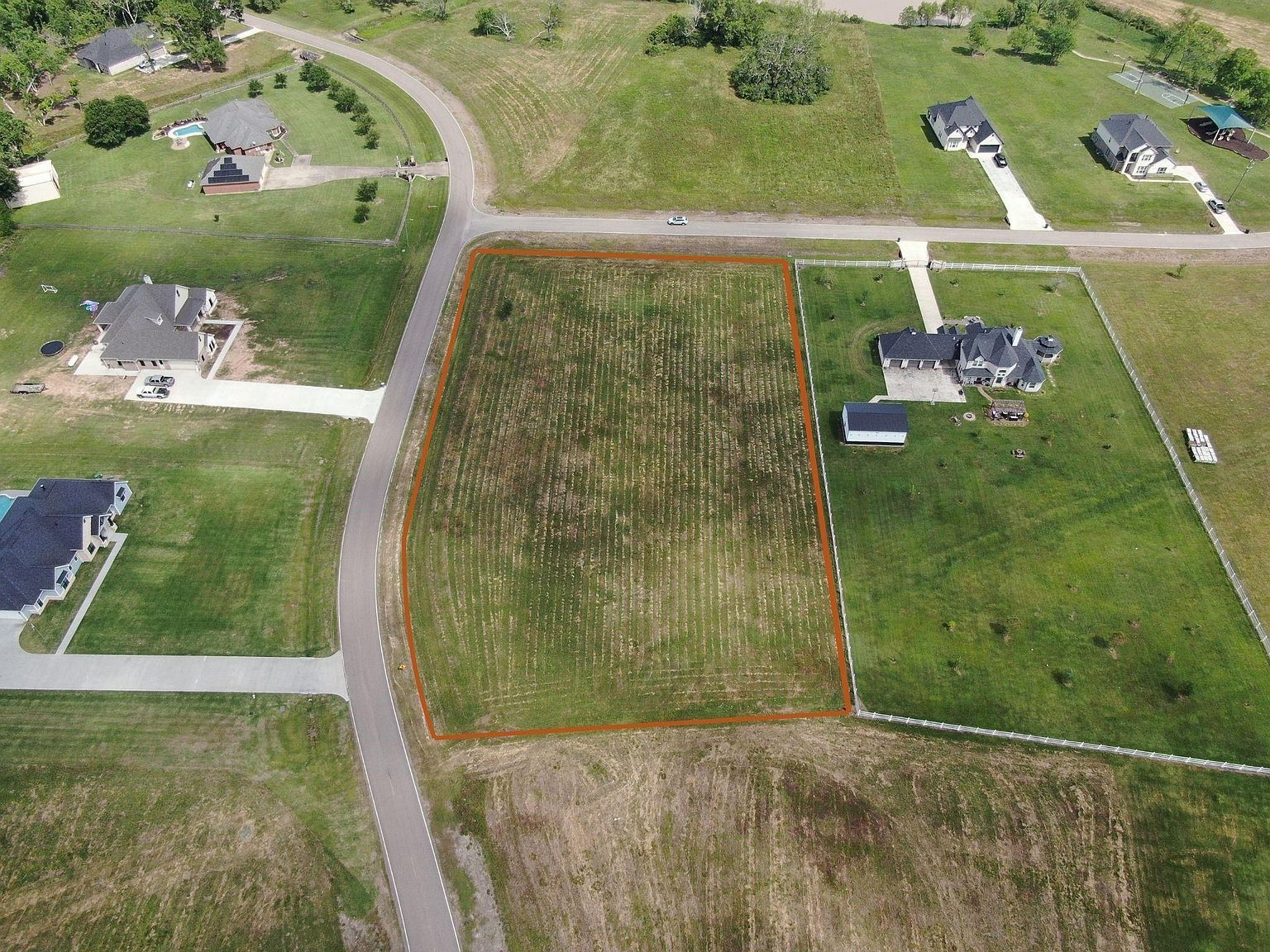 443 Lakeview Dr Angleton, TX 77515 - Thumbnail 5