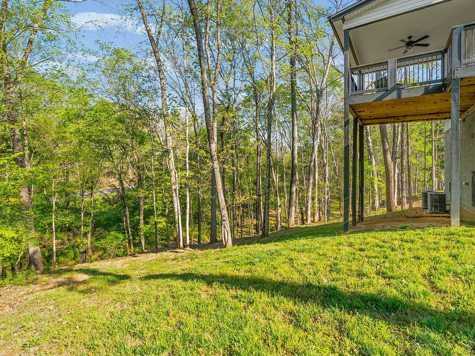589 Briarwood Dr Clarksville, TN 37040 - Thumbnail 5