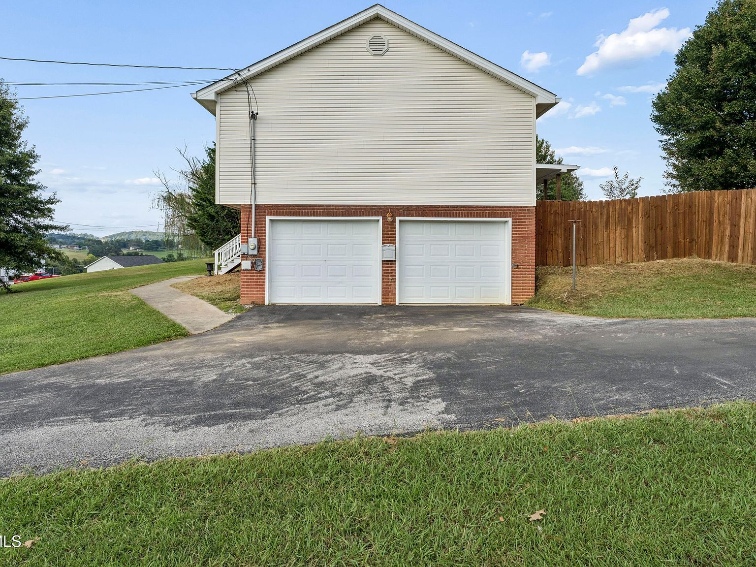 1111 Sycamore Creek Dr Jonesborough, TN 37659 - Thumbnail 5