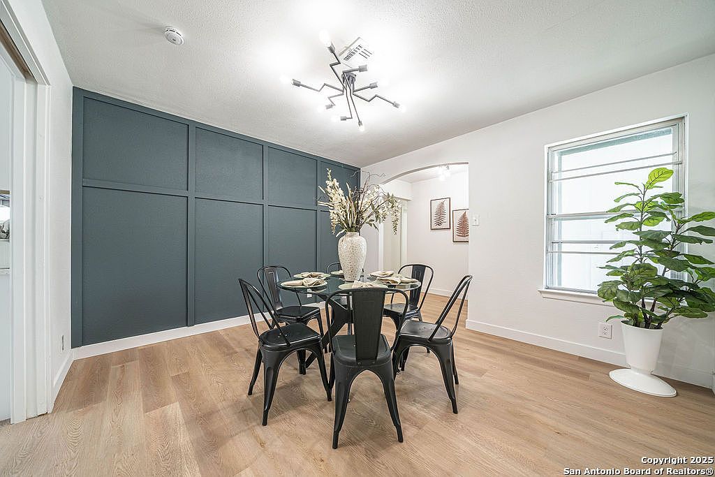 7817 Hollow Oak St Live Oak, TX 78233 - Thumbnail 5