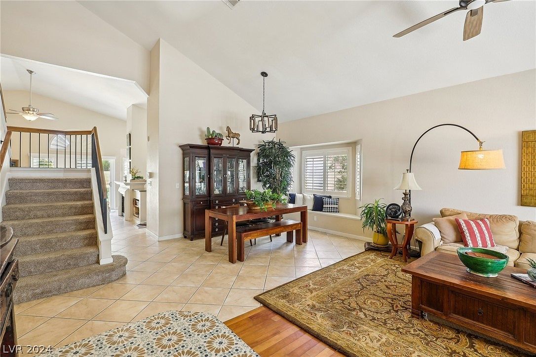 3324 Canyon Lake Dr Las Vegas, NV 89117 - Thumbnail 5