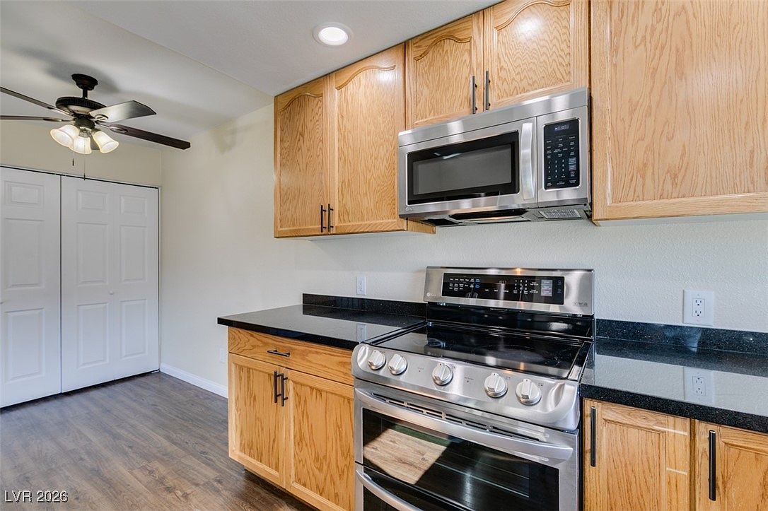 4626 Grand Dr Unit 4 Las Vegas, NV 89169 - Thumbnail 5