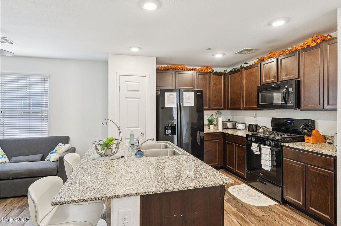 4612 Townwall St Sunrise Manor, NV 89115 - Thumbnail 5