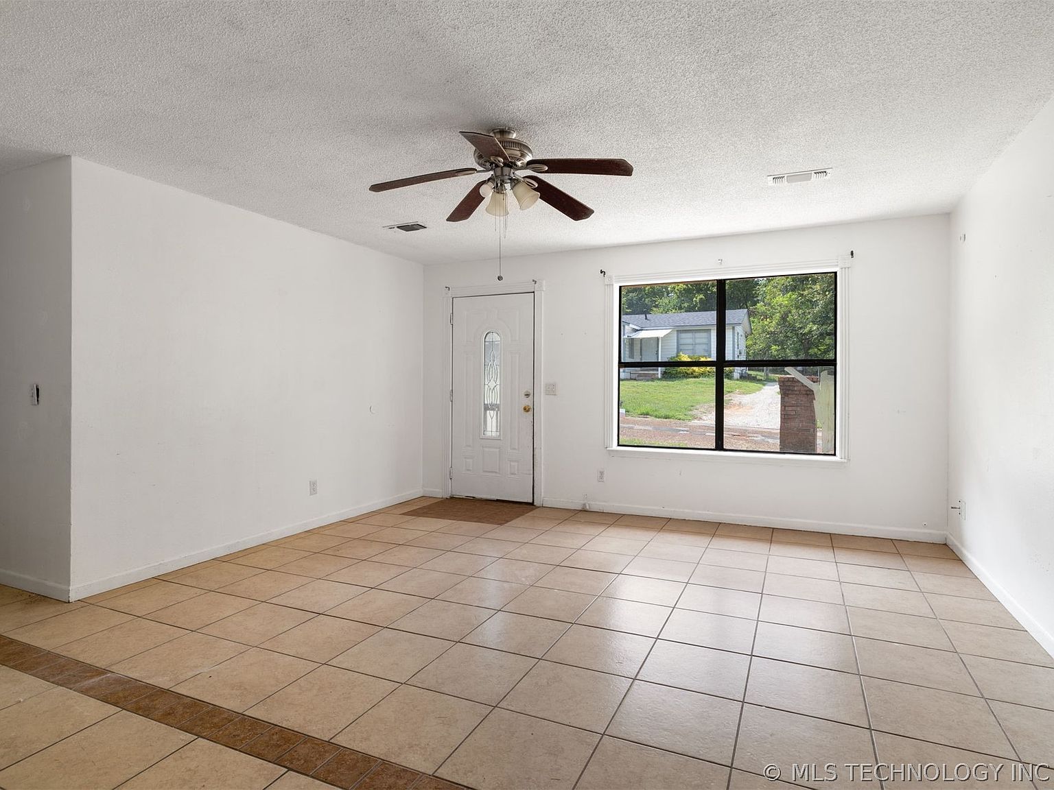 911 S K St Hugo, OK 74743 - Thumbnail 5