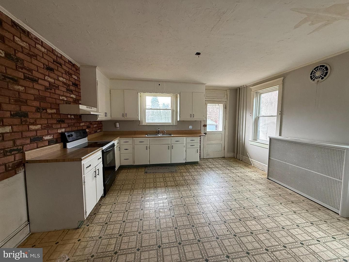 532 N Hawthorne St York, PA 17404 - Thumbnail 5