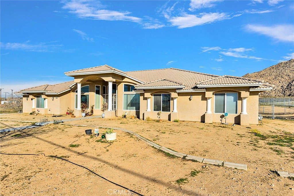 24040 Cuyama Rd Apple Valley, CA 92307 - Thumbnail 5