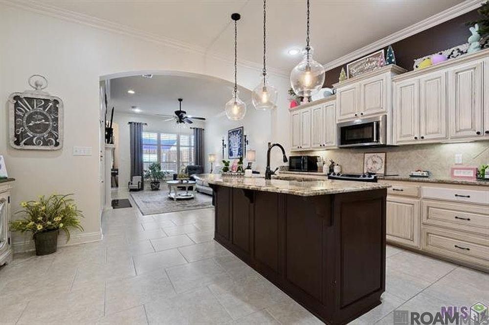 5432 Courtyard Dr Gonzales, LA 70737 - Thumbnail 5