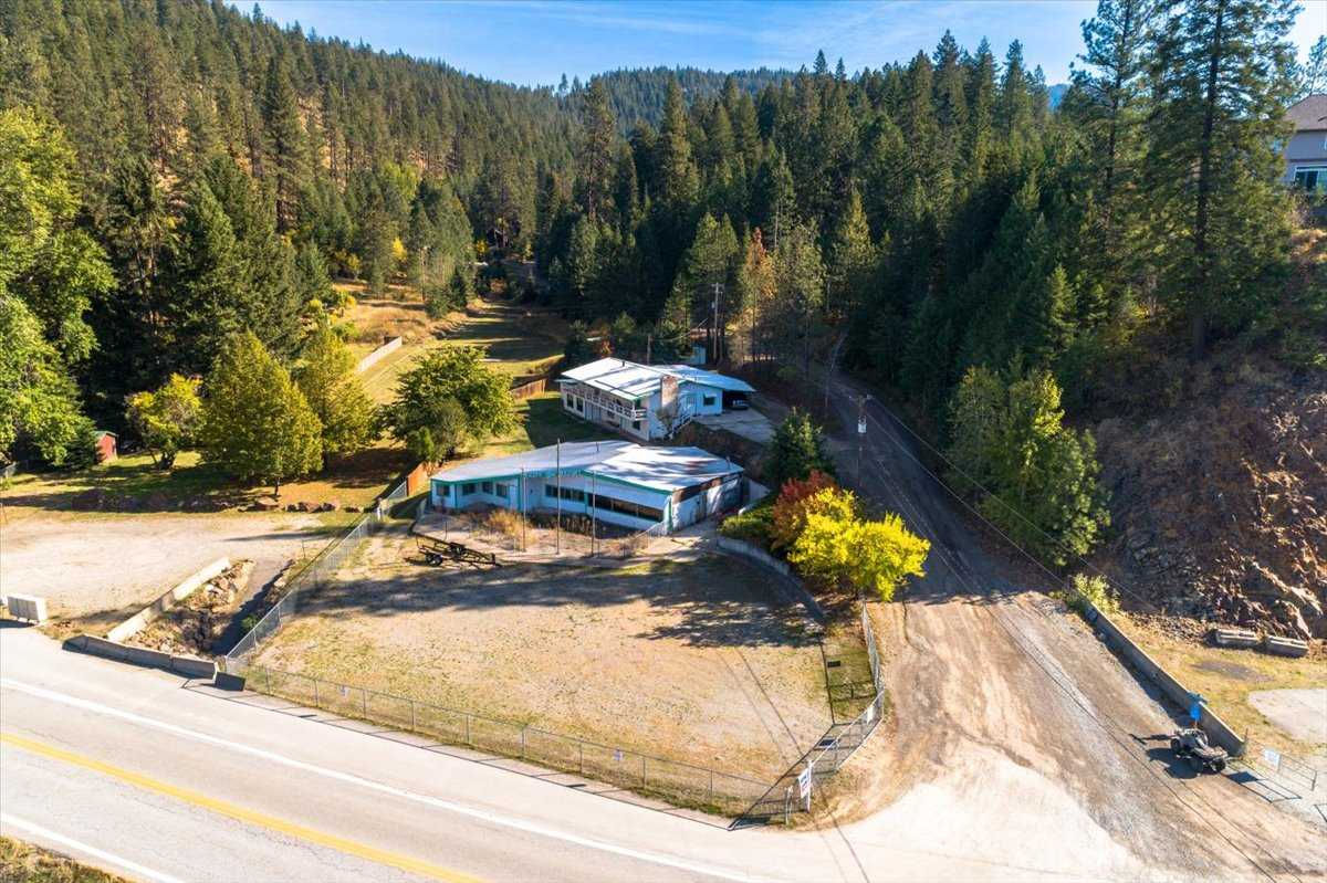 8049 E Beauty Bay Dr, Coeur d'Alene, ID, USA, 83814 - Thumbnail 5