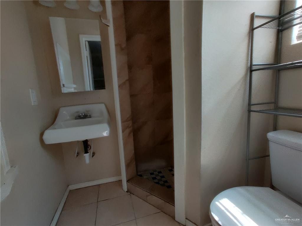 110 Grace Ave Weslaco, TX 78596 - Thumbnail 5