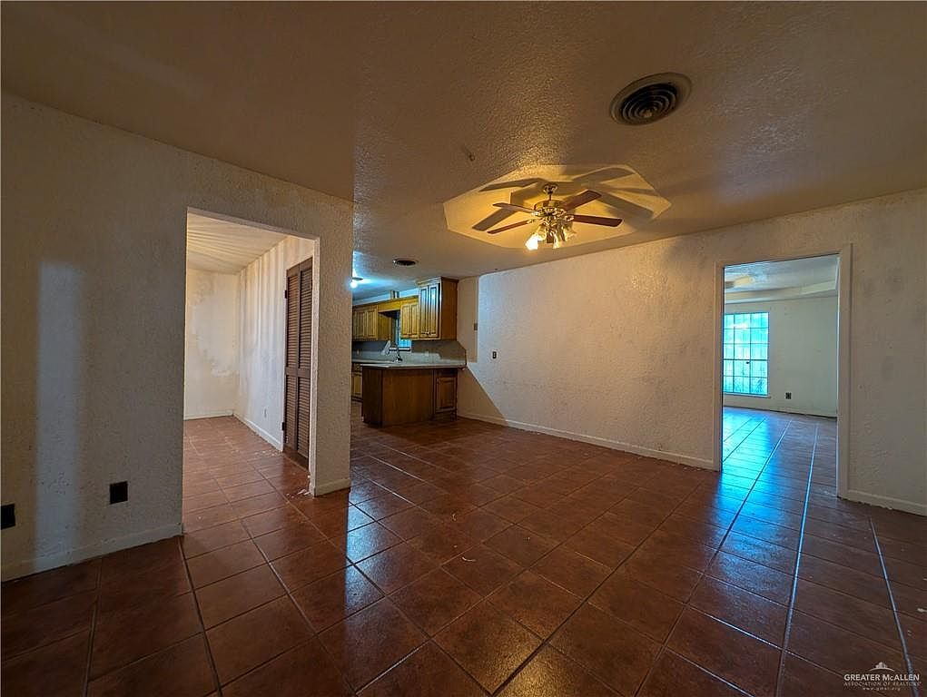 2012 Spring Glen St Mission, TX 78572 - Thumbnail 5