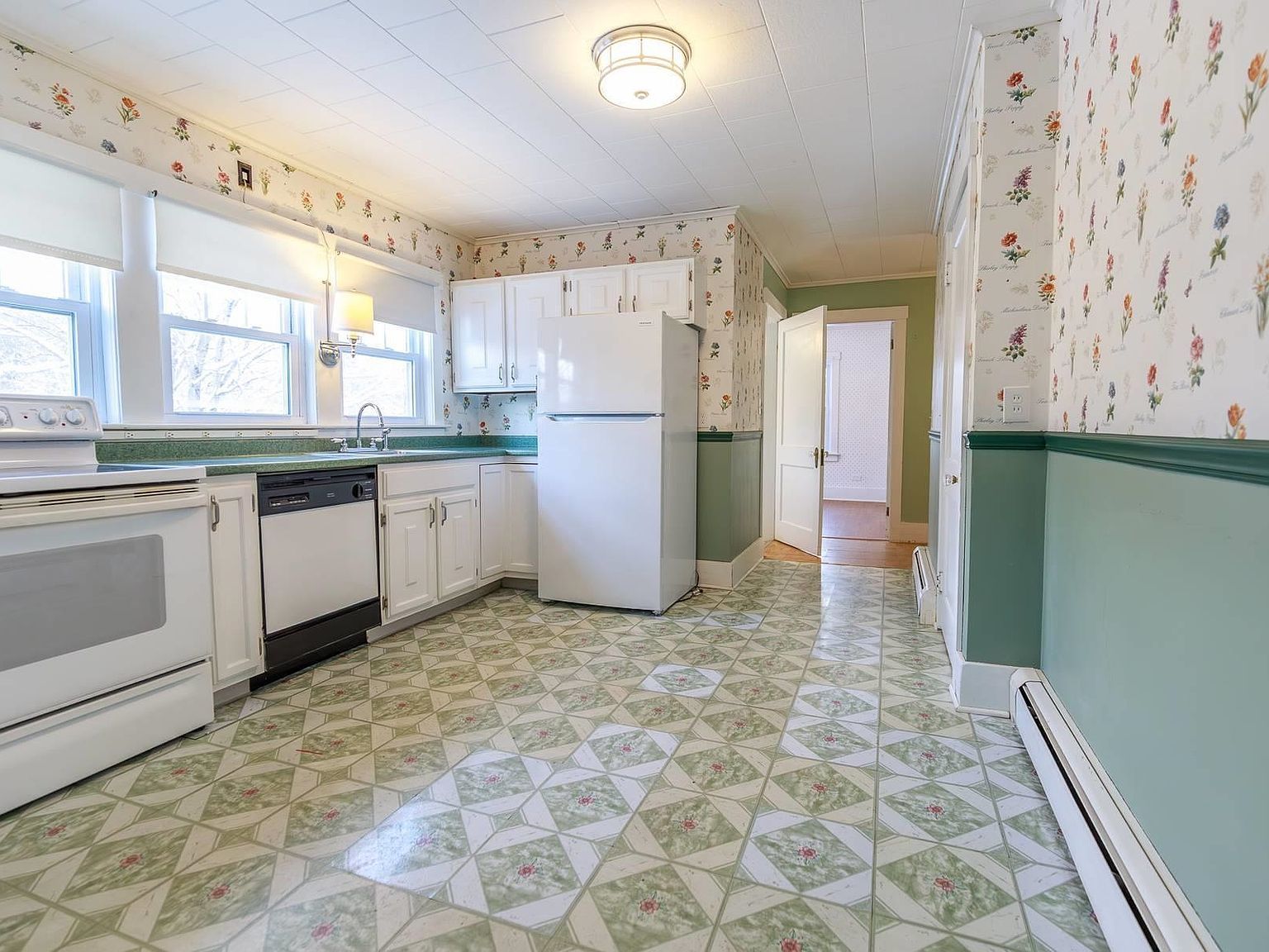 470 Court St Keene, NH 03431 - Thumbnail 5