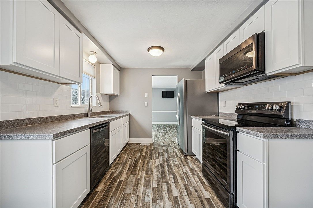 123 Penn Crest Dr White Oak, PA 15131 - Thumbnail 5