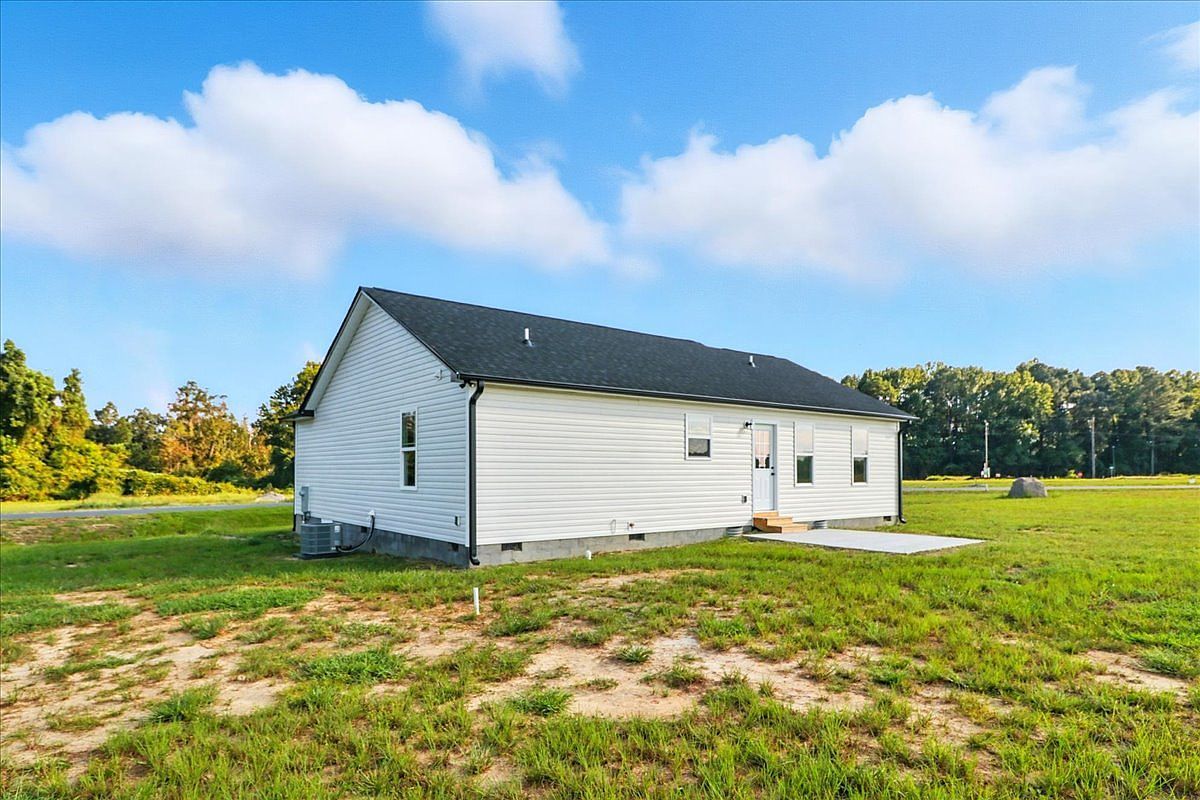 Theodore Plan, Asher Pointe Benson, NC 27504 - Thumbnail 5