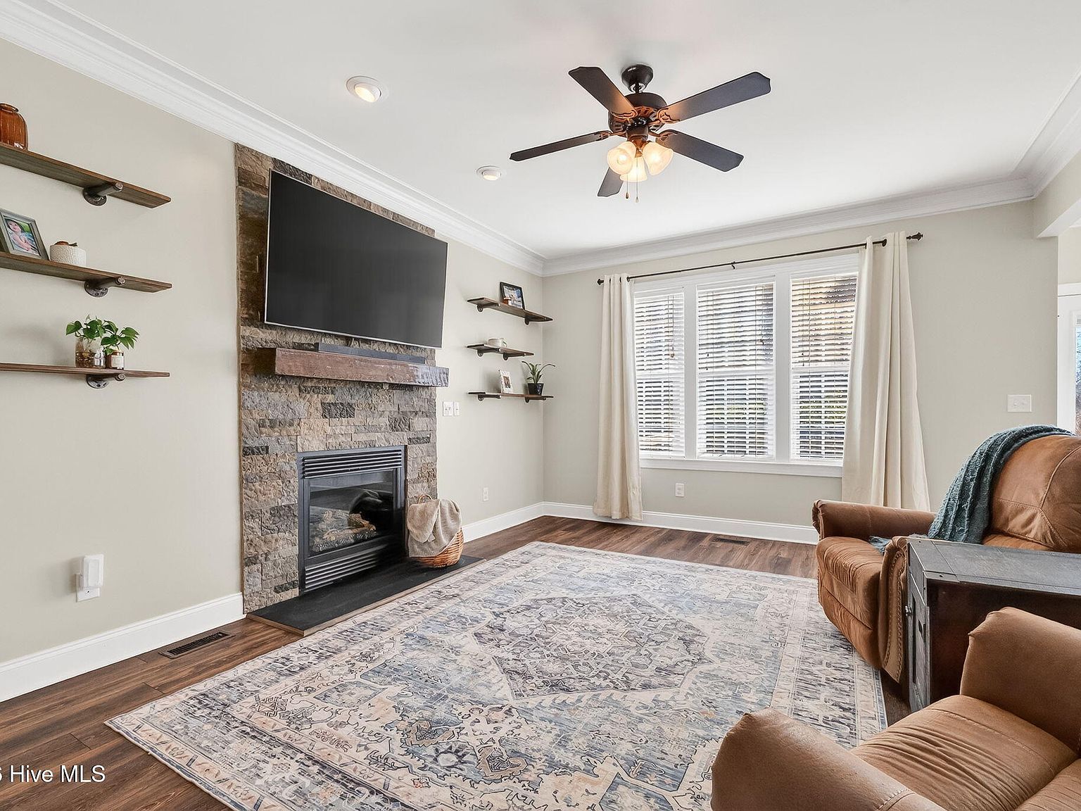 102 Wood Valley Dr Four Oaks, NC 27524 - Thumbnail 5