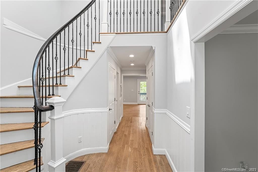 72 Hunting Ridge Rd Stamford, CT 06903 - Thumbnail 5