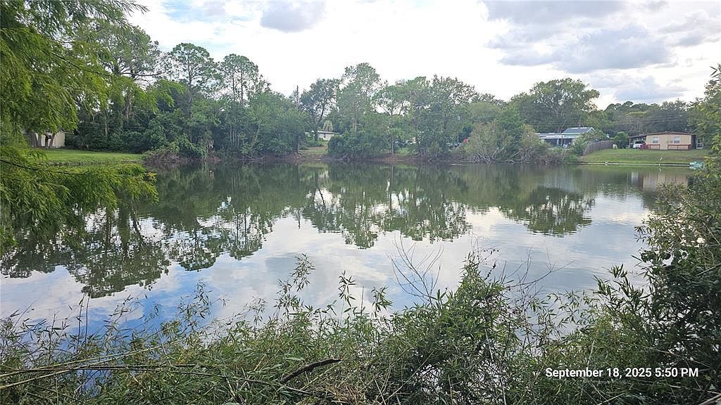 691 Piedmont Dr Deltona, FL 32725 - Thumbnail 5