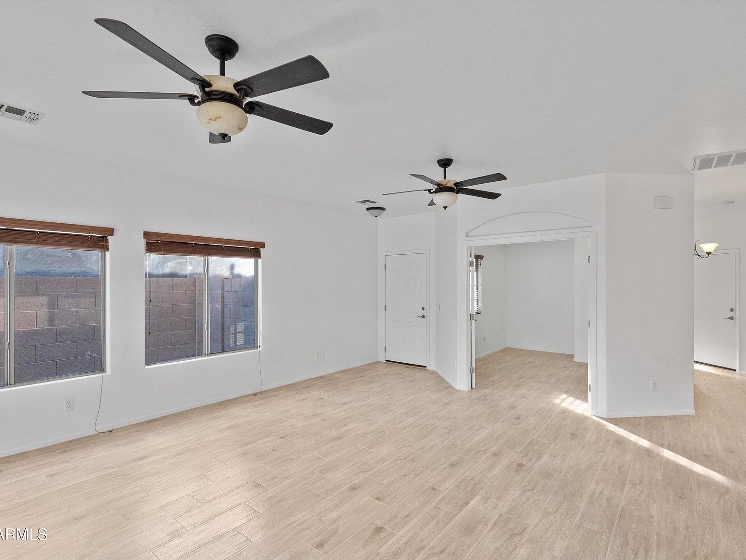 36169 N Mirandesa Dr San Tan Valley, AZ 85143 - Thumbnail 5