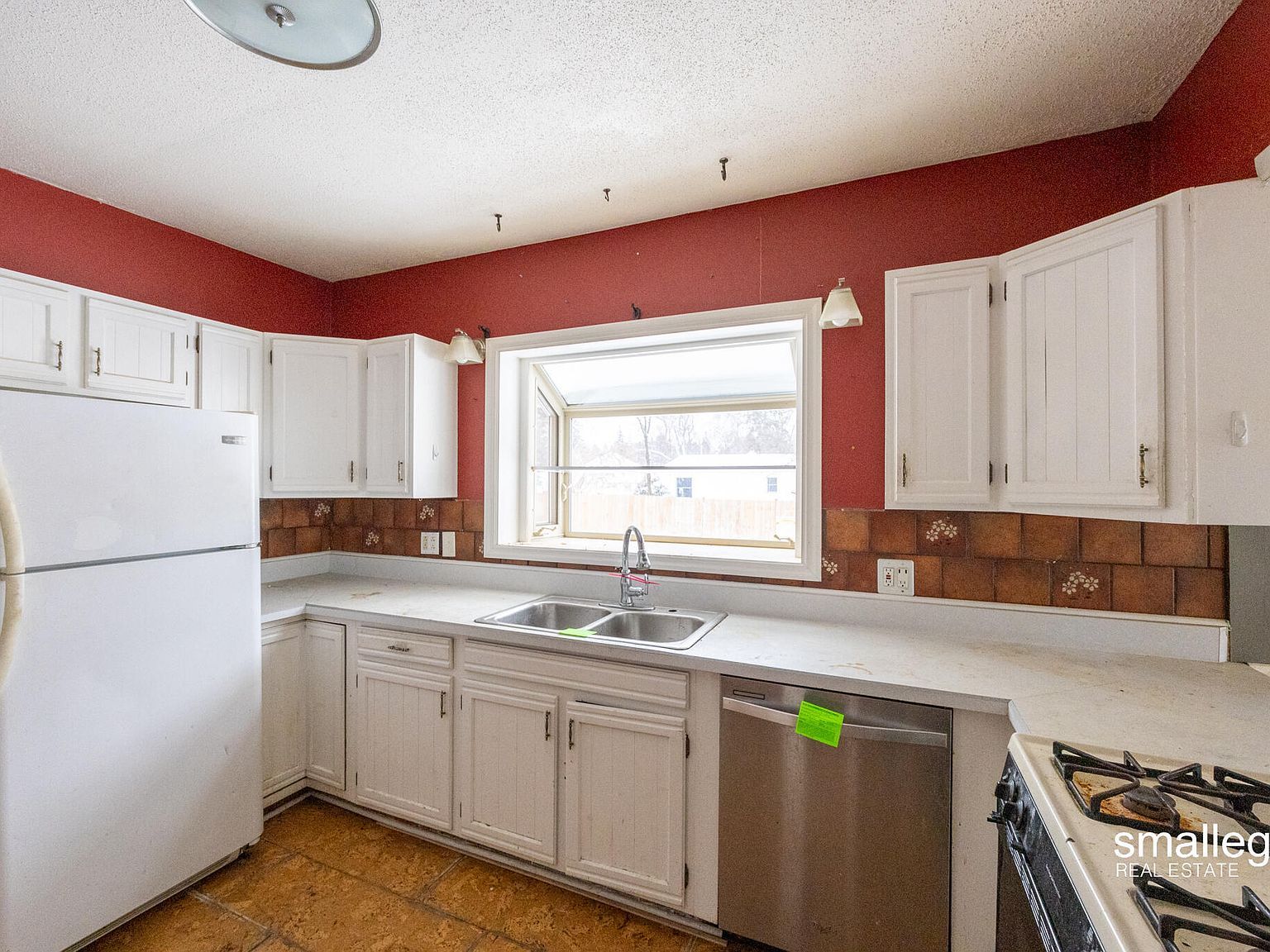 49 N 2nd St NW Kent City, MI 49330 - Thumbnail 5