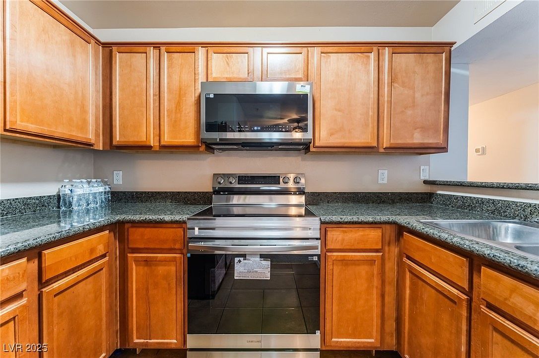 2120 Sealion Dr UNIT 207 Las Vegas, NV 89128 - Thumbnail 5