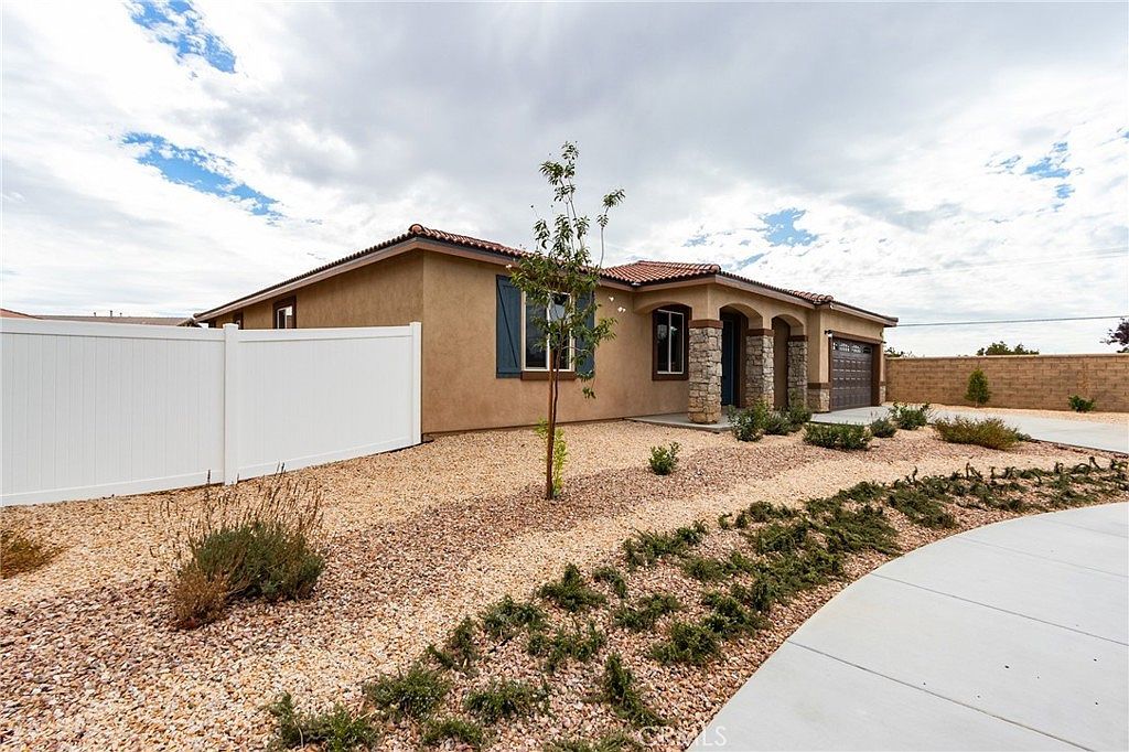 8507 Stockton Ave Hesperia, CA 92344 - Thumbnail 5