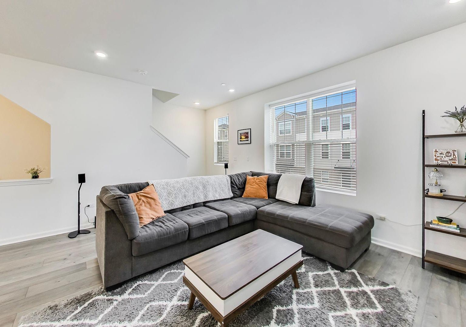 1541 Cooper St Des Plaines, IL 60018 - Thumbnail 5