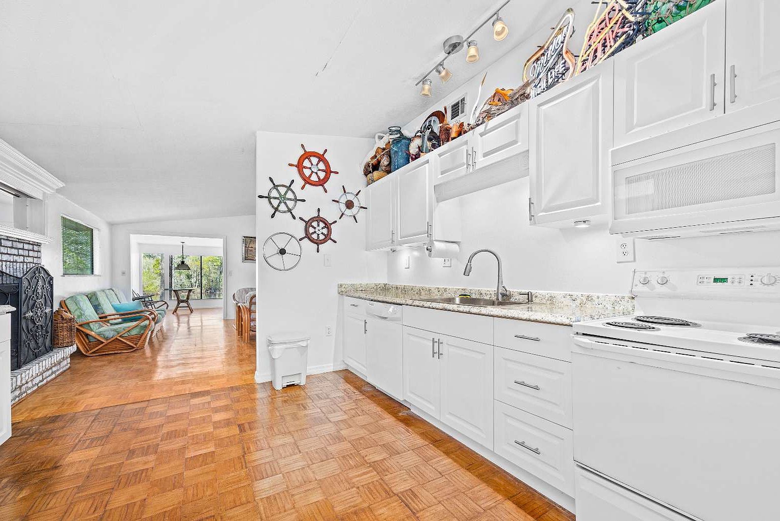 7910 SW 25th Pl Bell, FL 32619 - Thumbnail 5