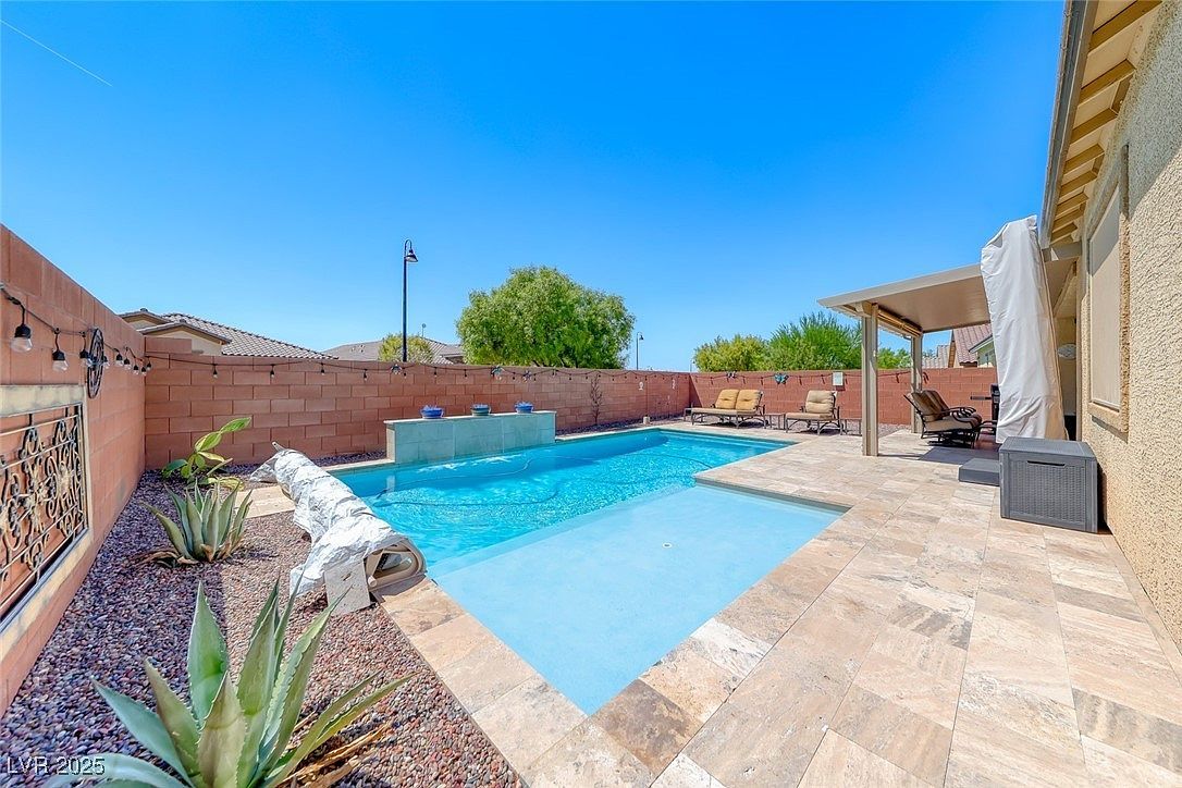 2649 Ornate Regiment St Henderson, NV 89044 - Thumbnail 5