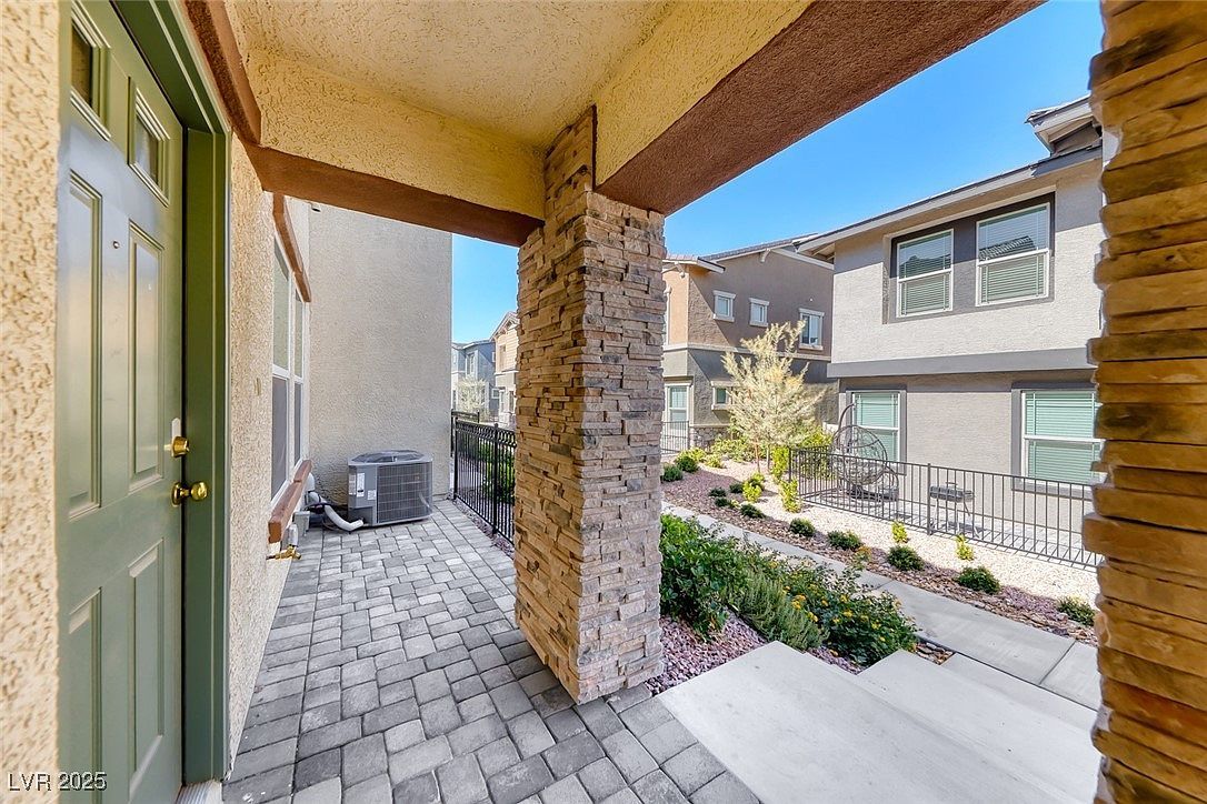 344 Pacific Sparrow Ave Henderson, NV 89011 - Thumbnail 5