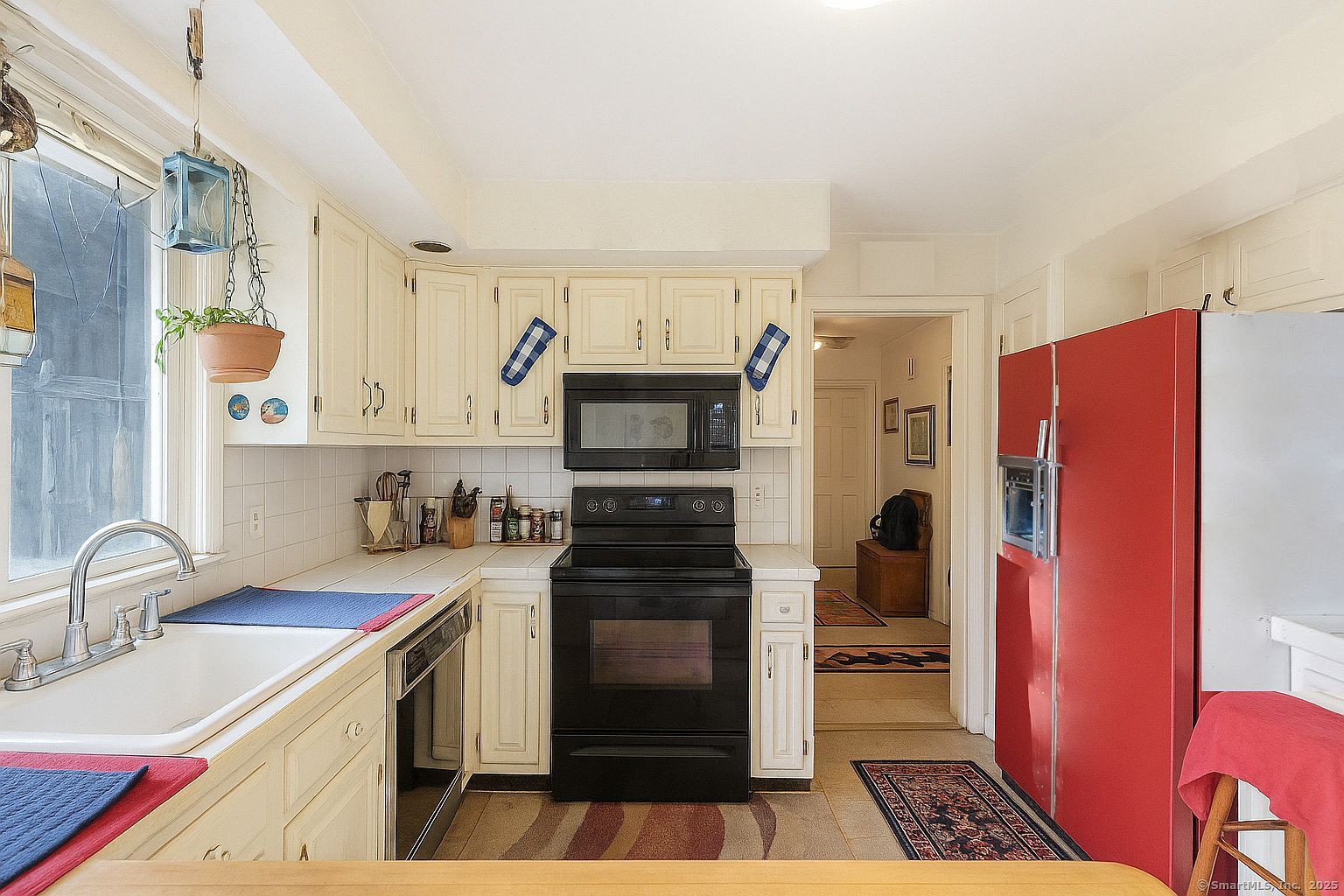 184 Putting Green Rd Trumbull, CT 06611 - Thumbnail 5