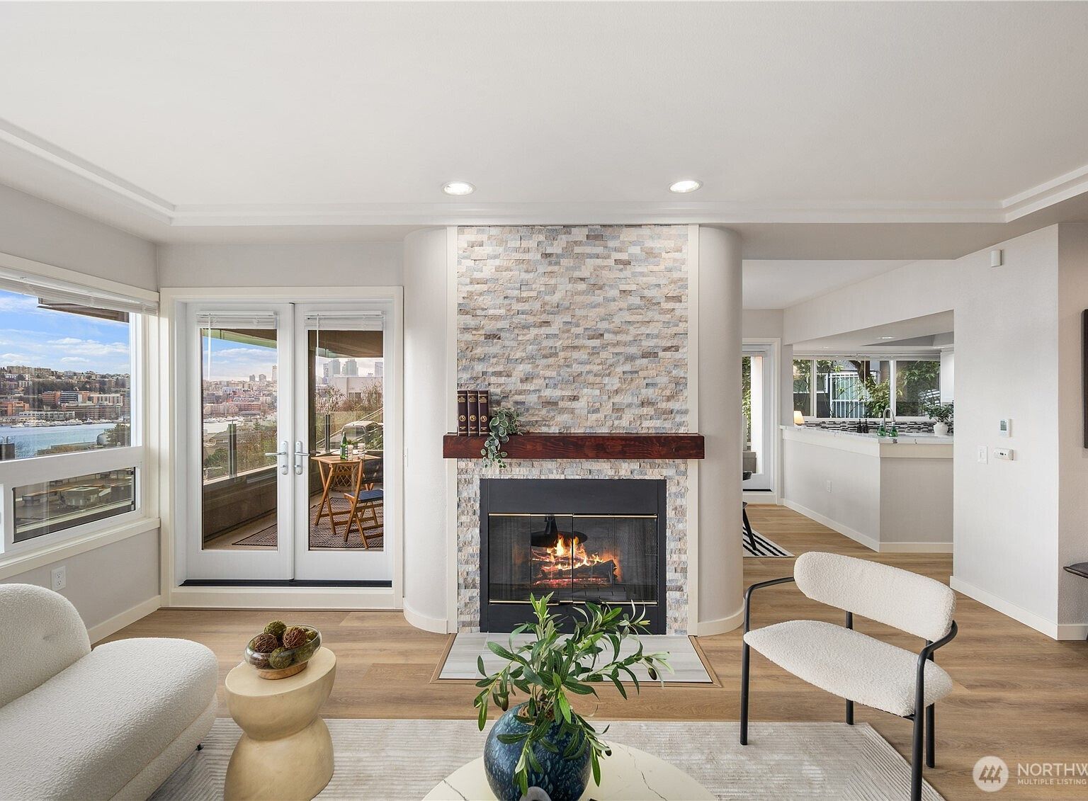 1768 Aurora Ave N APT 103 Seattle, WA 98109 - Thumbnail 5