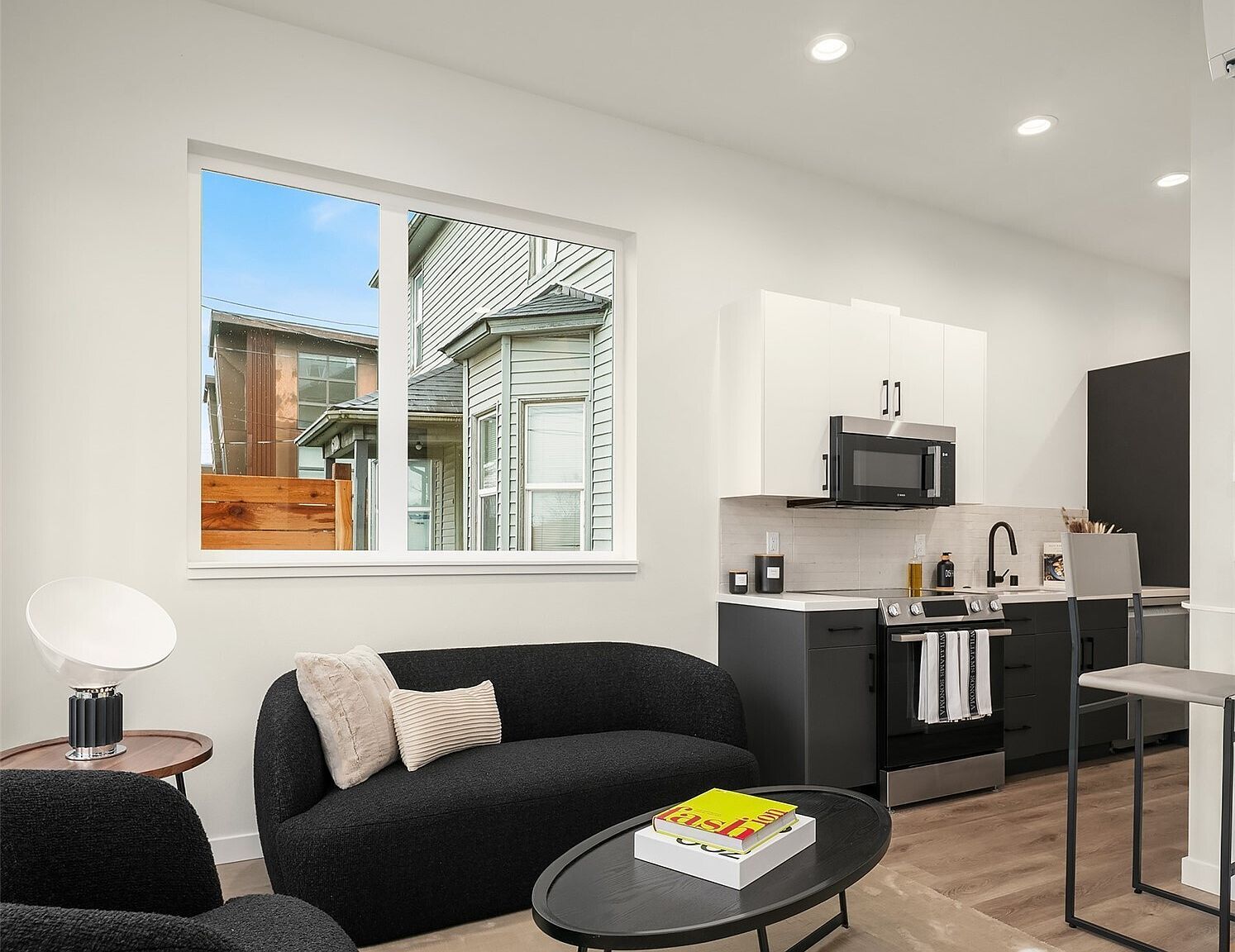 6727 Carlton Ave S #B Seattle, WA 98108 - Thumbnail 5