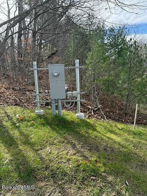 Churchill St Pittsfield, MA 01201 - Thumbnail 5