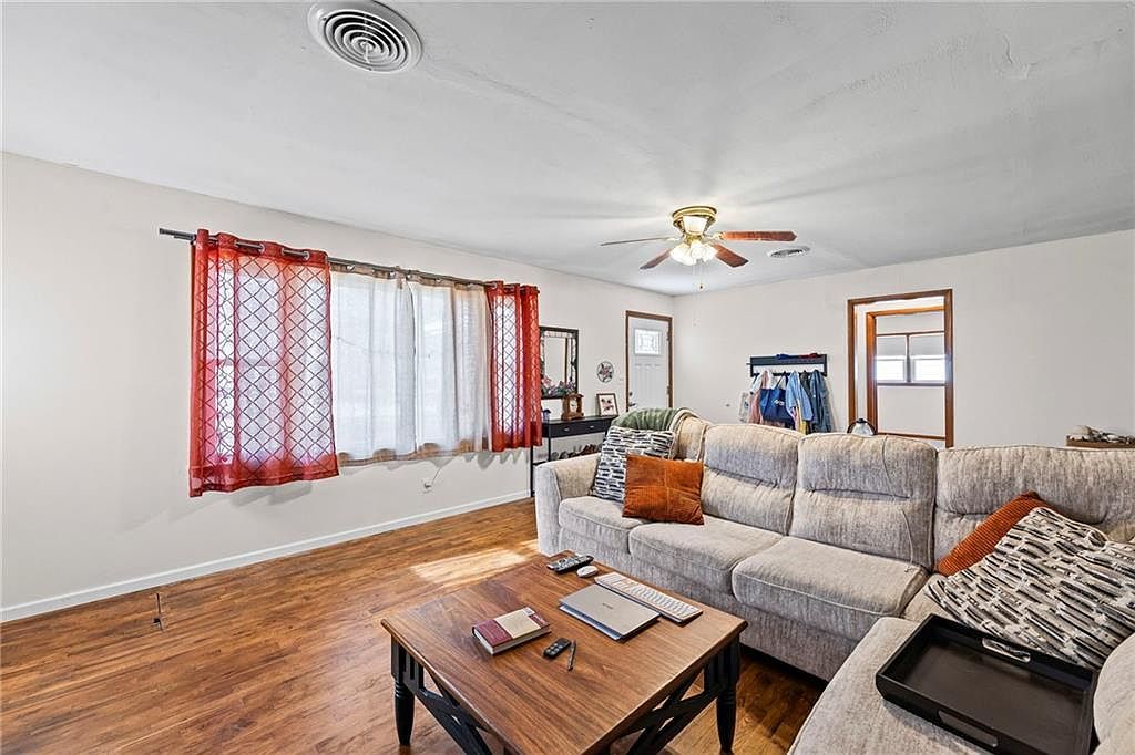 1411 S Willow St Ottawa, KS 66067 - Thumbnail 5