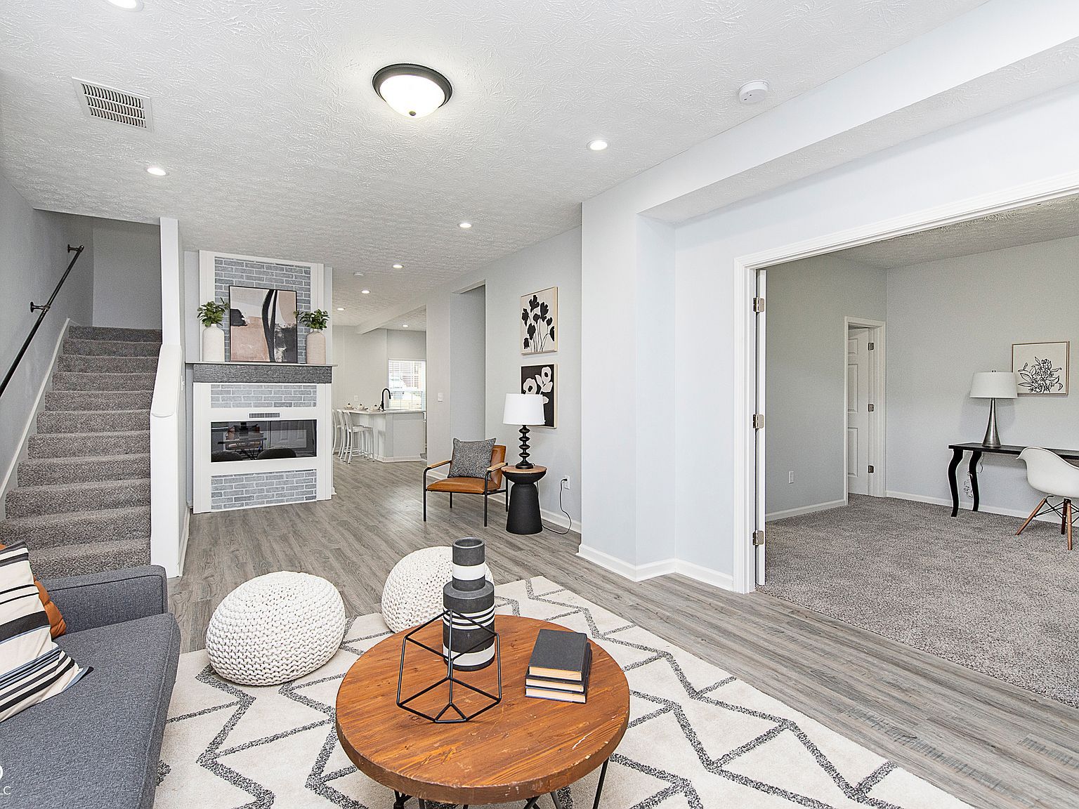 1417 E Michigan St Indianapolis, IN 46201 - Thumbnail 5