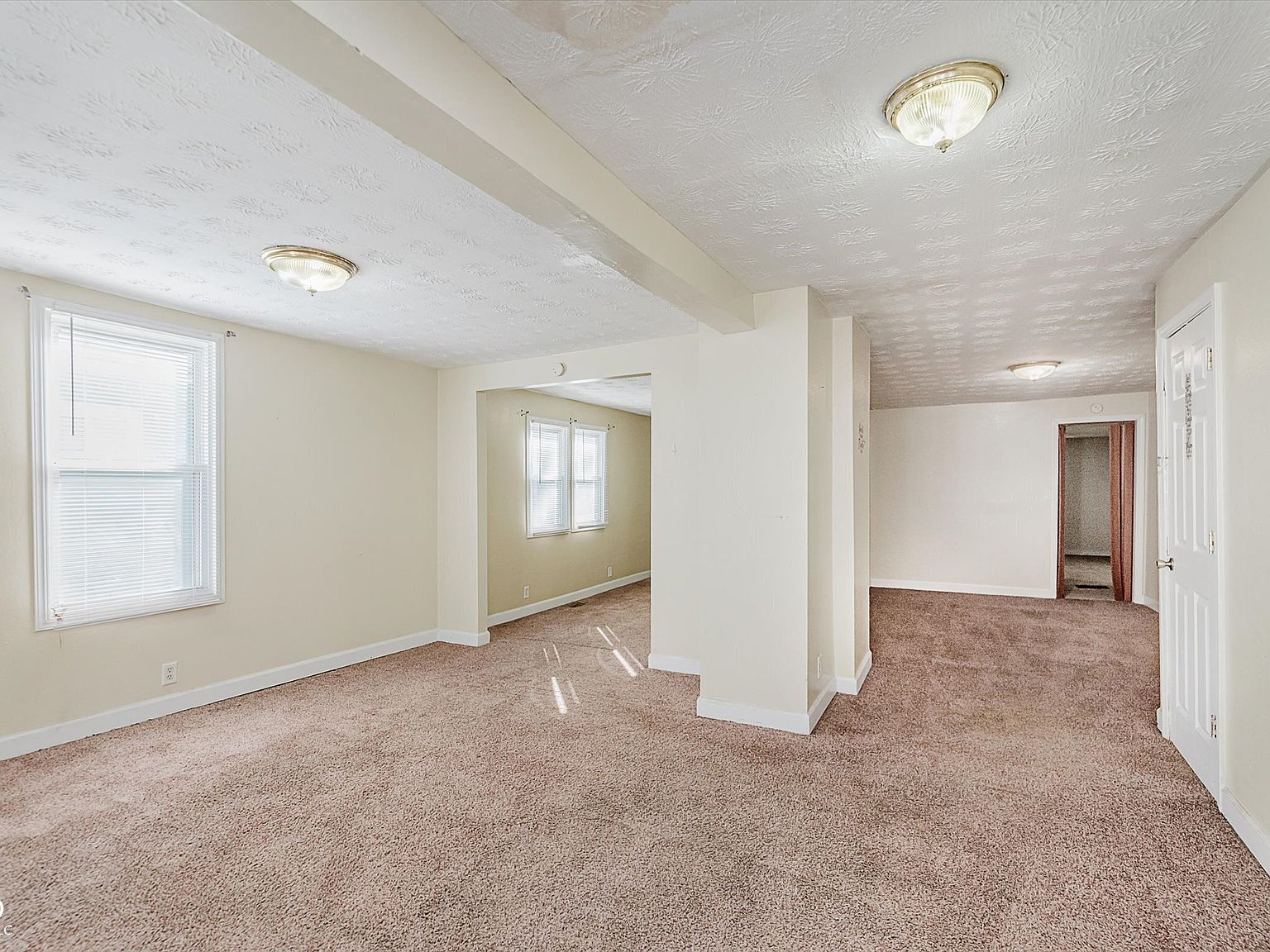 415 W 39th St Indianapolis, IN 46208 - Thumbnail 5