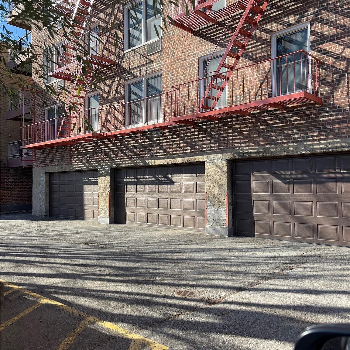 24120 Northern Blvd APT 2C Flushing, NY 11362 - Thumbnail 5