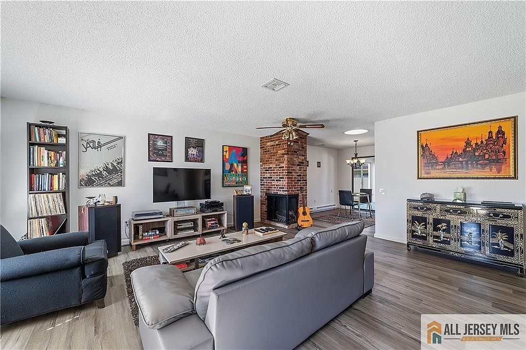 21 Celtis Plz Monroe Township, NJ 08831 - Thumbnail 5