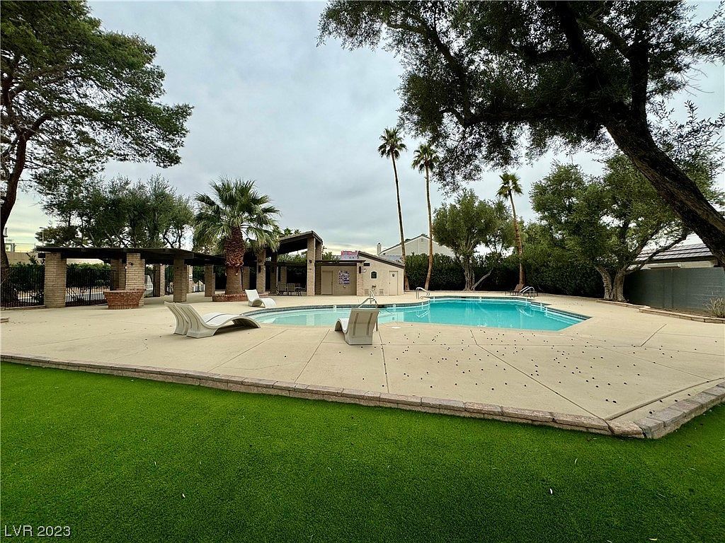 2838 Geary Pl UNIT 4006 Las Vegas, NV 89109 - Thumbnail 5