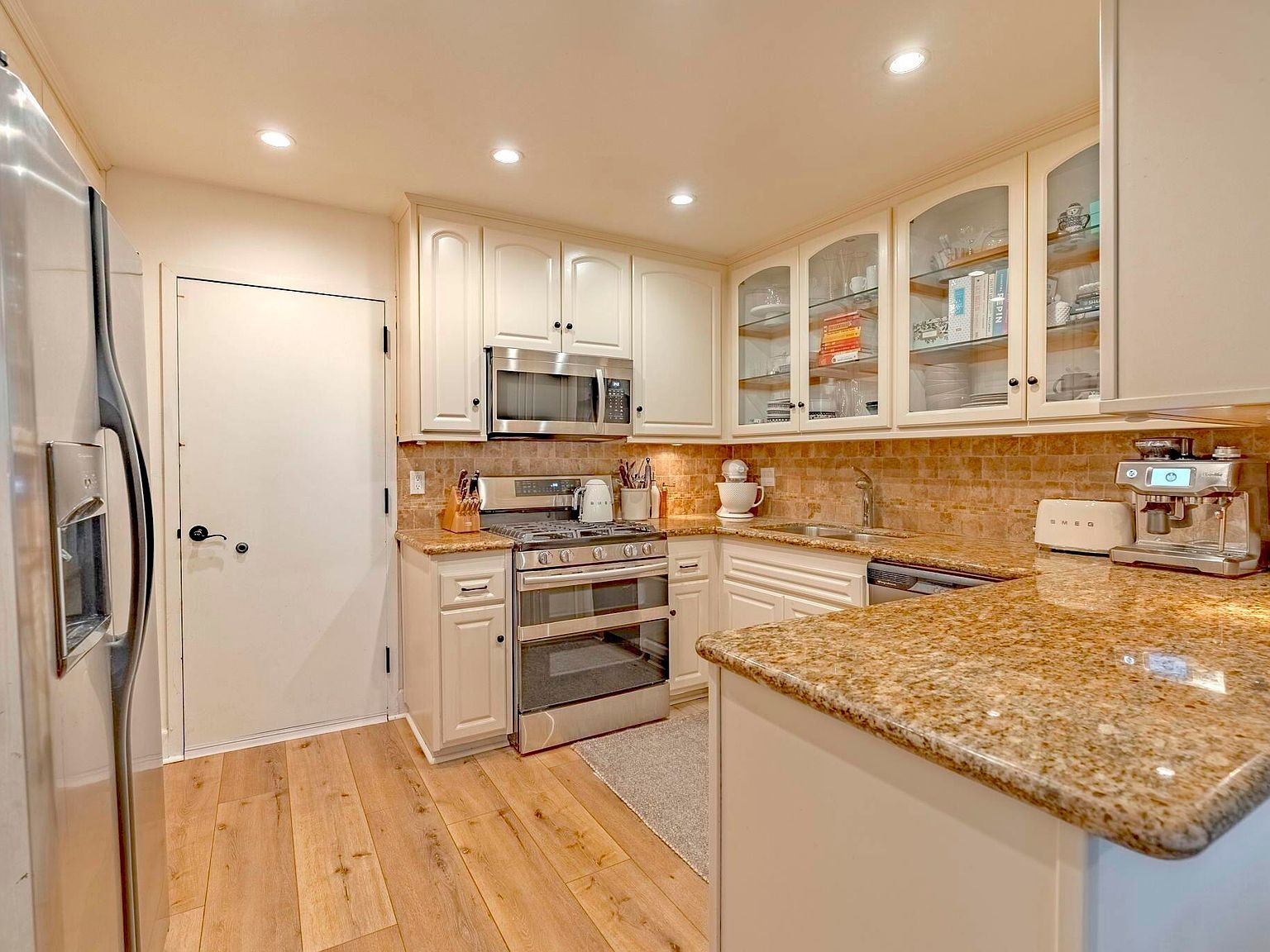 5087 Rhoads Ave APT B Santa Barbara, CA 93111 - Thumbnail 5