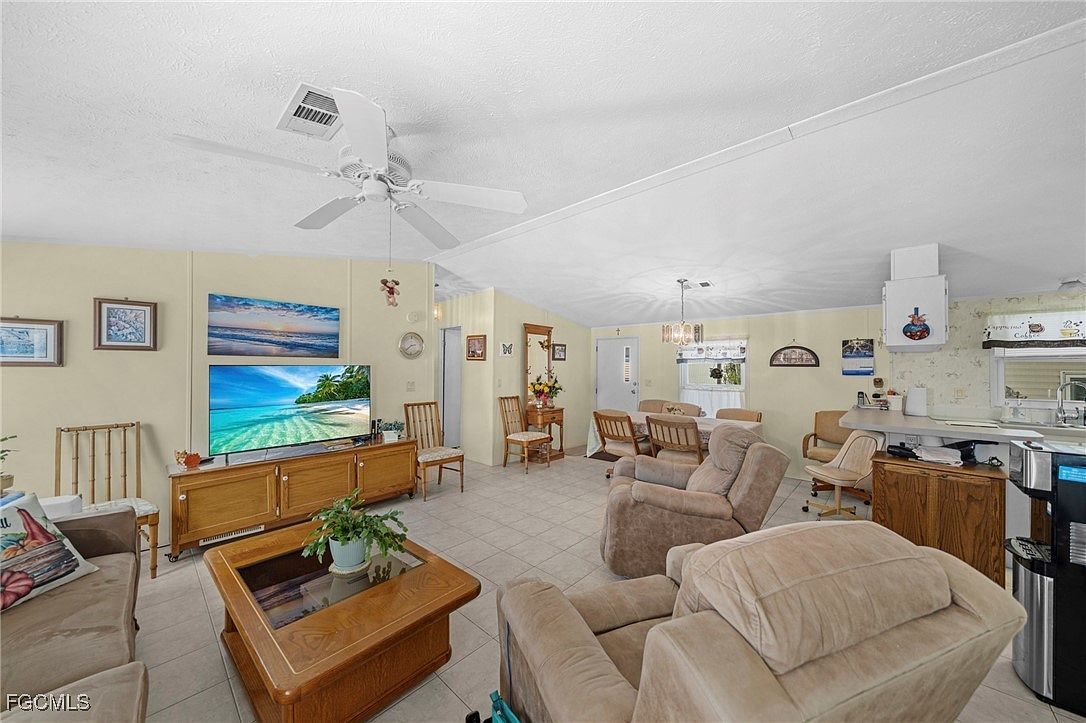 370 Nicklaus Blvd North Fort Myers, FL 33903 - Thumbnail 5