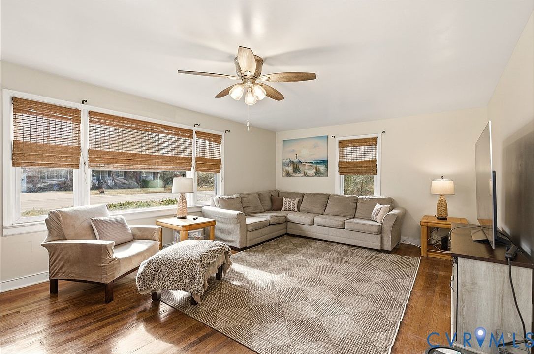 300 Thompson Ave West Point, VA 23181 - Thumbnail 5