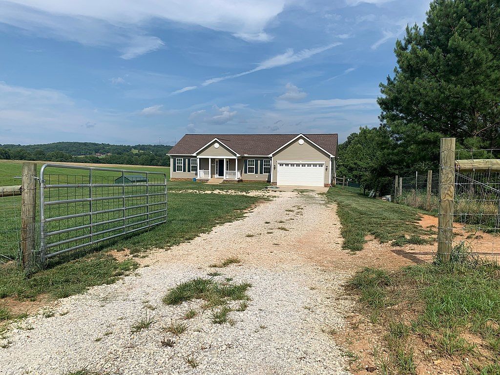 1528 Police Tower Rd Appomattox, VA 24522 - Thumbnail 5