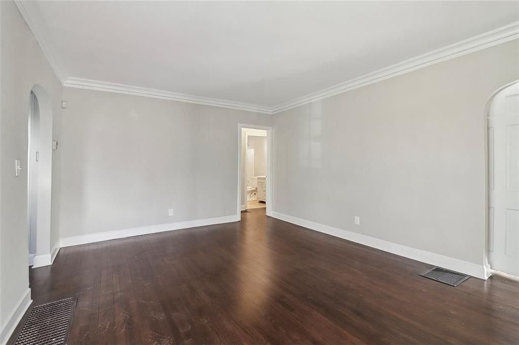 1563 Mayflower Ave SW Atlanta, GA 30311 - Thumbnail 5