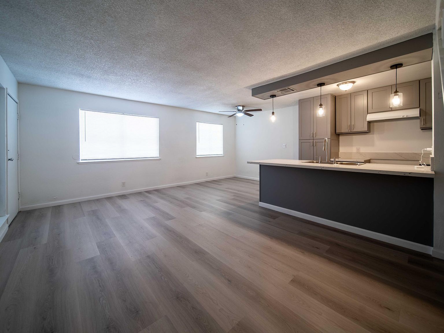 2585 W Fairmont Ave Fresno, CA 93705 - Thumbnail 5