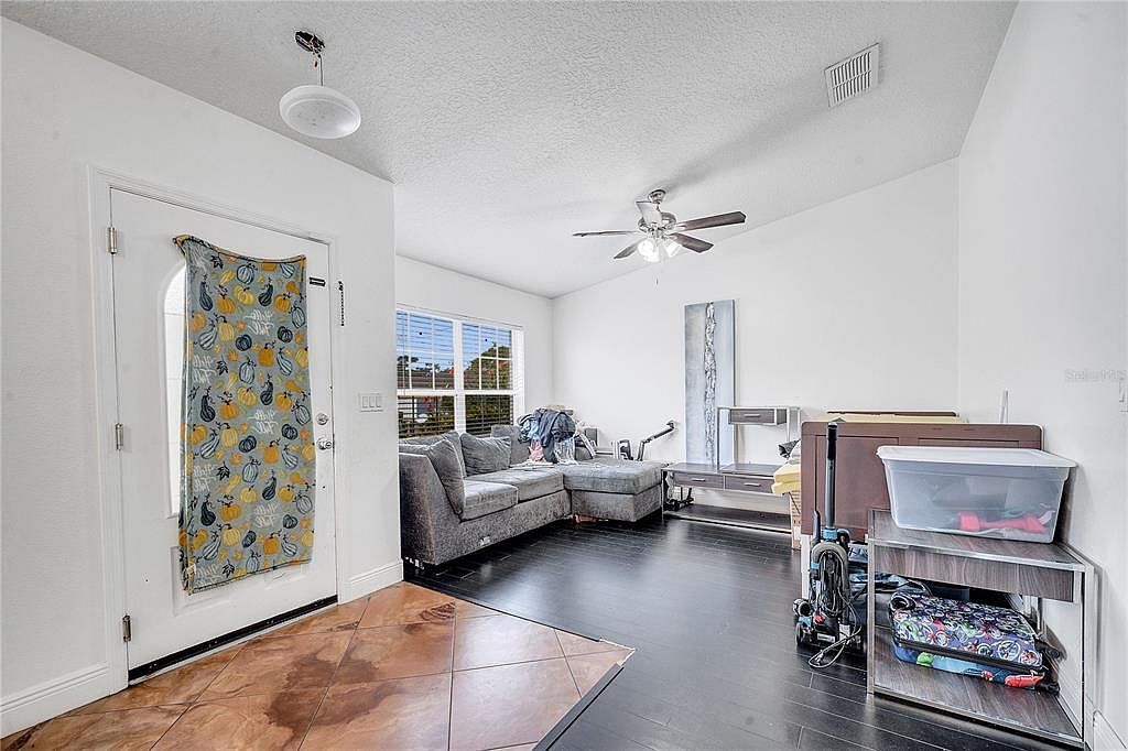 639 Mesilla Dr Kissimmee, FL 34758 - Thumbnail 5